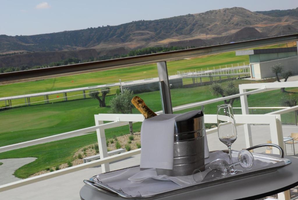 Sercotel El Encin Golf Αλκαλά ντε Ενάρες Εστιατόριο φωτογραφία